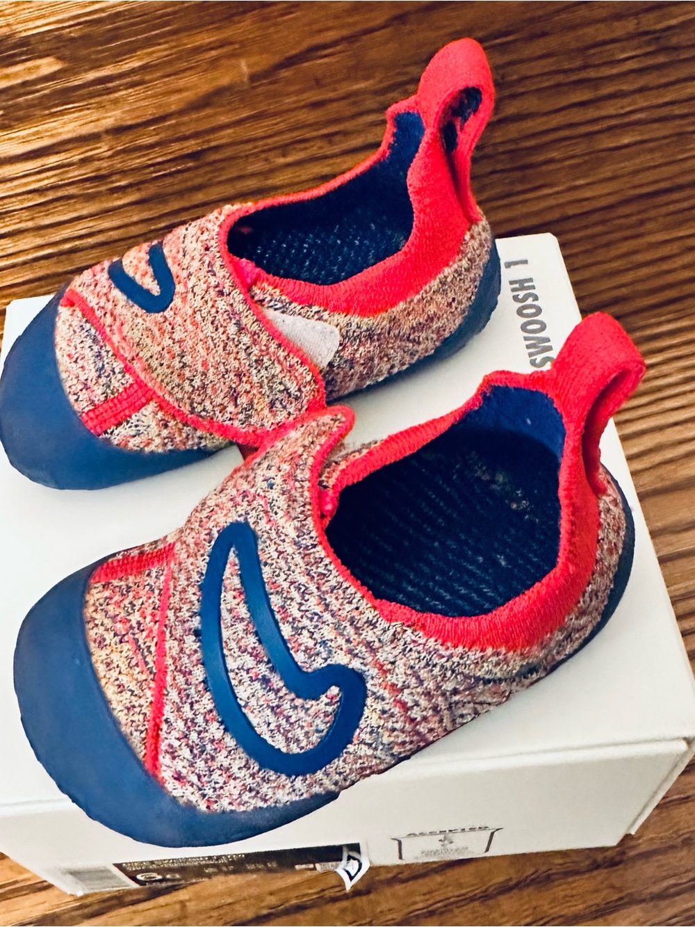 Nike Swoosh 1 w/ box | 6c | First Walker Shoes | American Podiatric Seal
